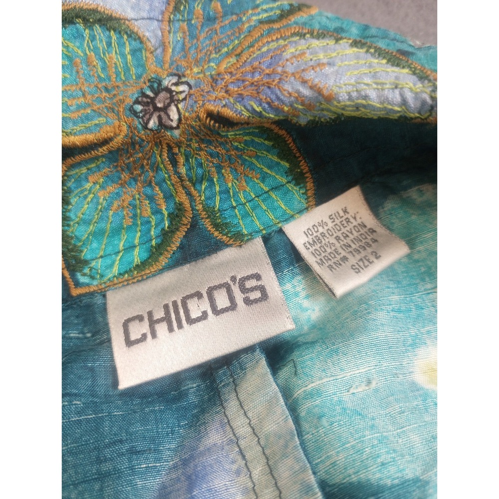 chicos tops size 2 L Jacket Dress Button Shirt 100% Silk Floral Embroidery Blue - Picture 9 of 9